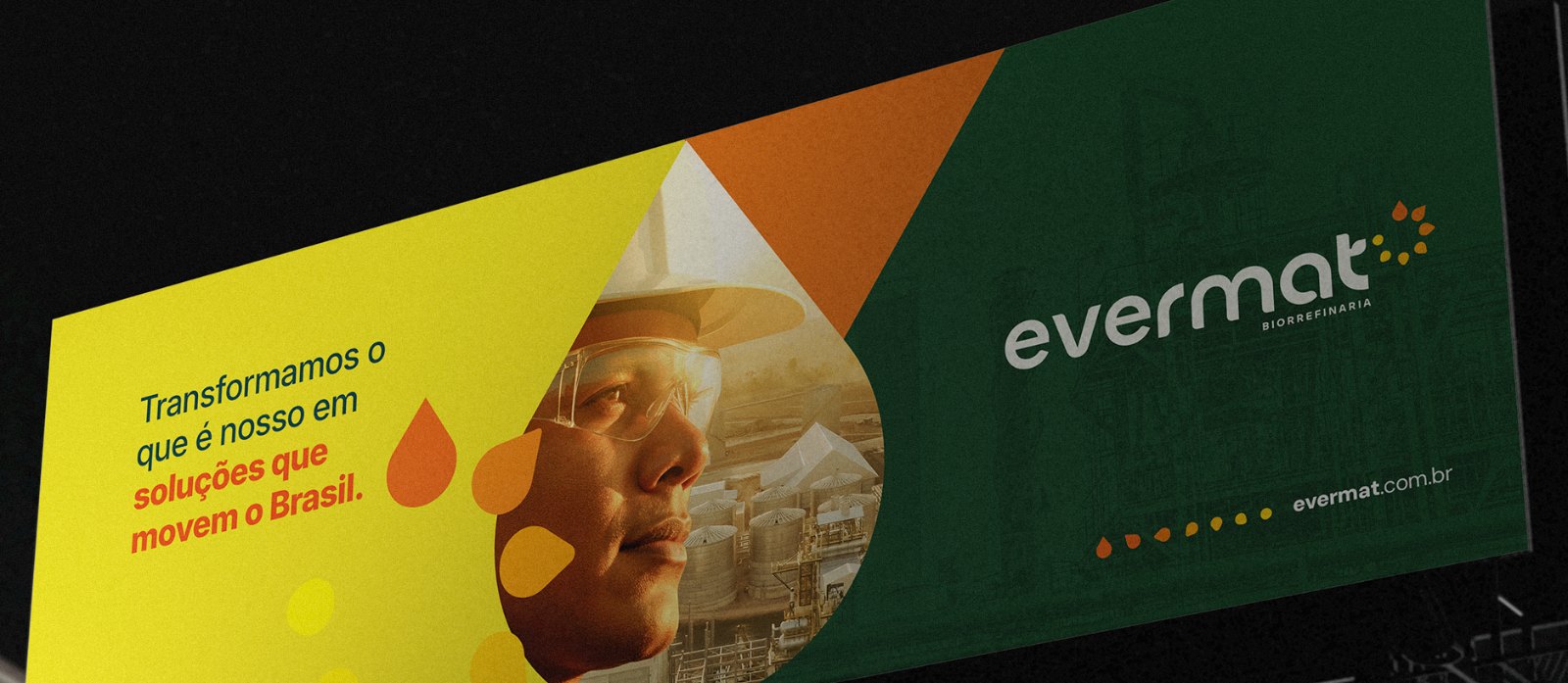 Evermat — aplicação da marca em painel